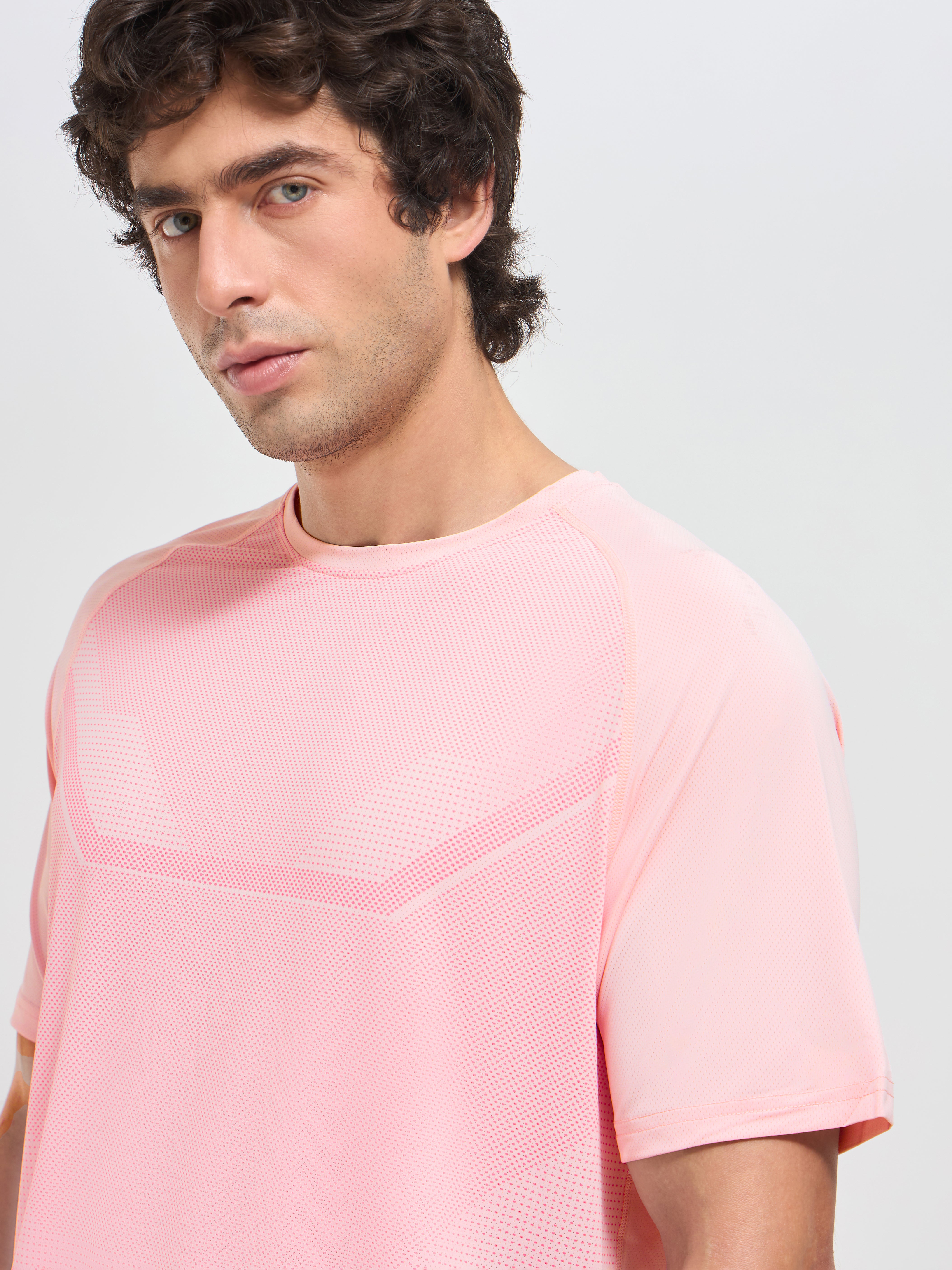 PaceMesh Premium Gym T-Shirt for Men – Breathable Luxury Workout Wear