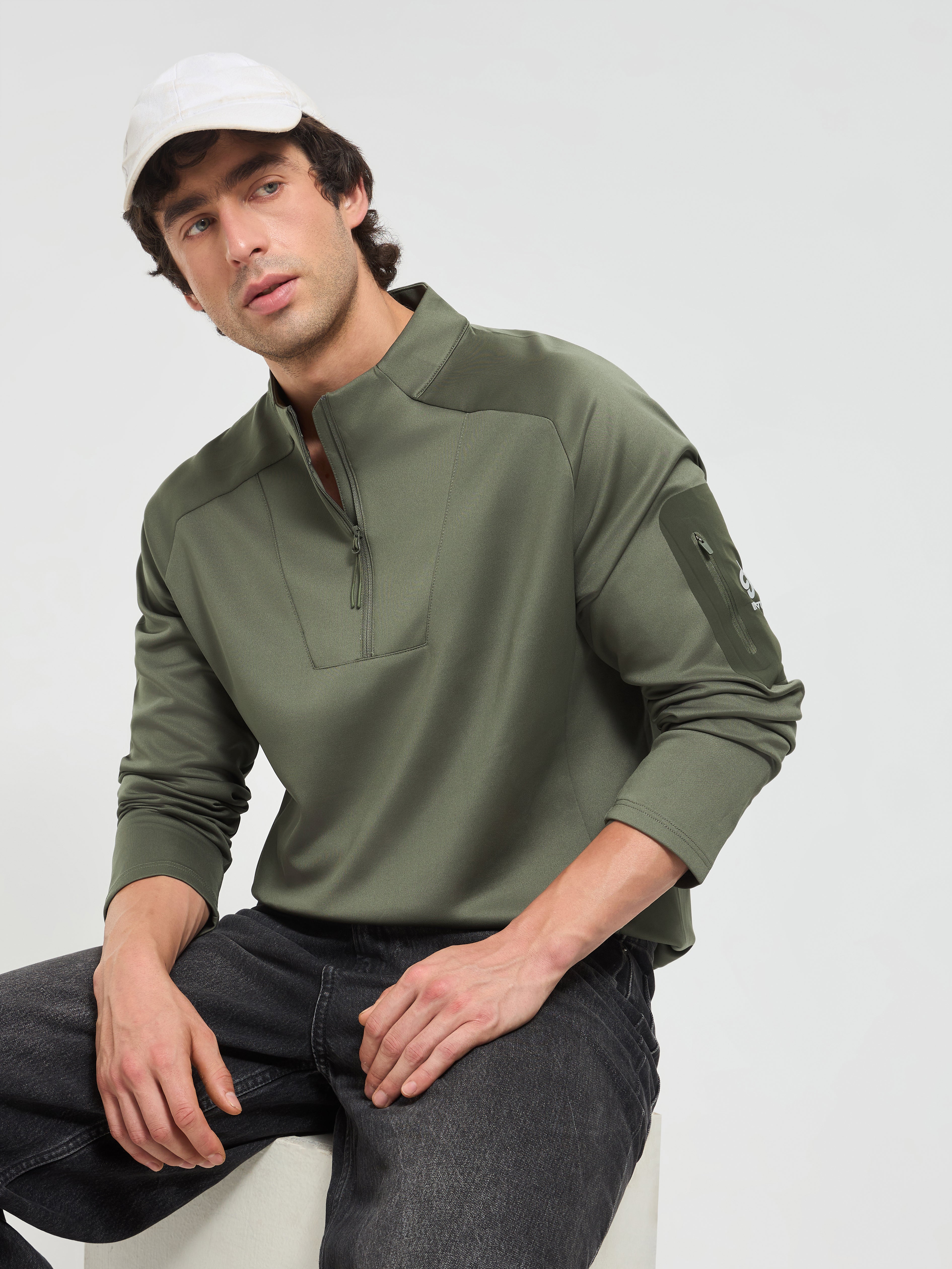 MotionPro Quarter Zip Jacket – Stylish Activewear for Men
