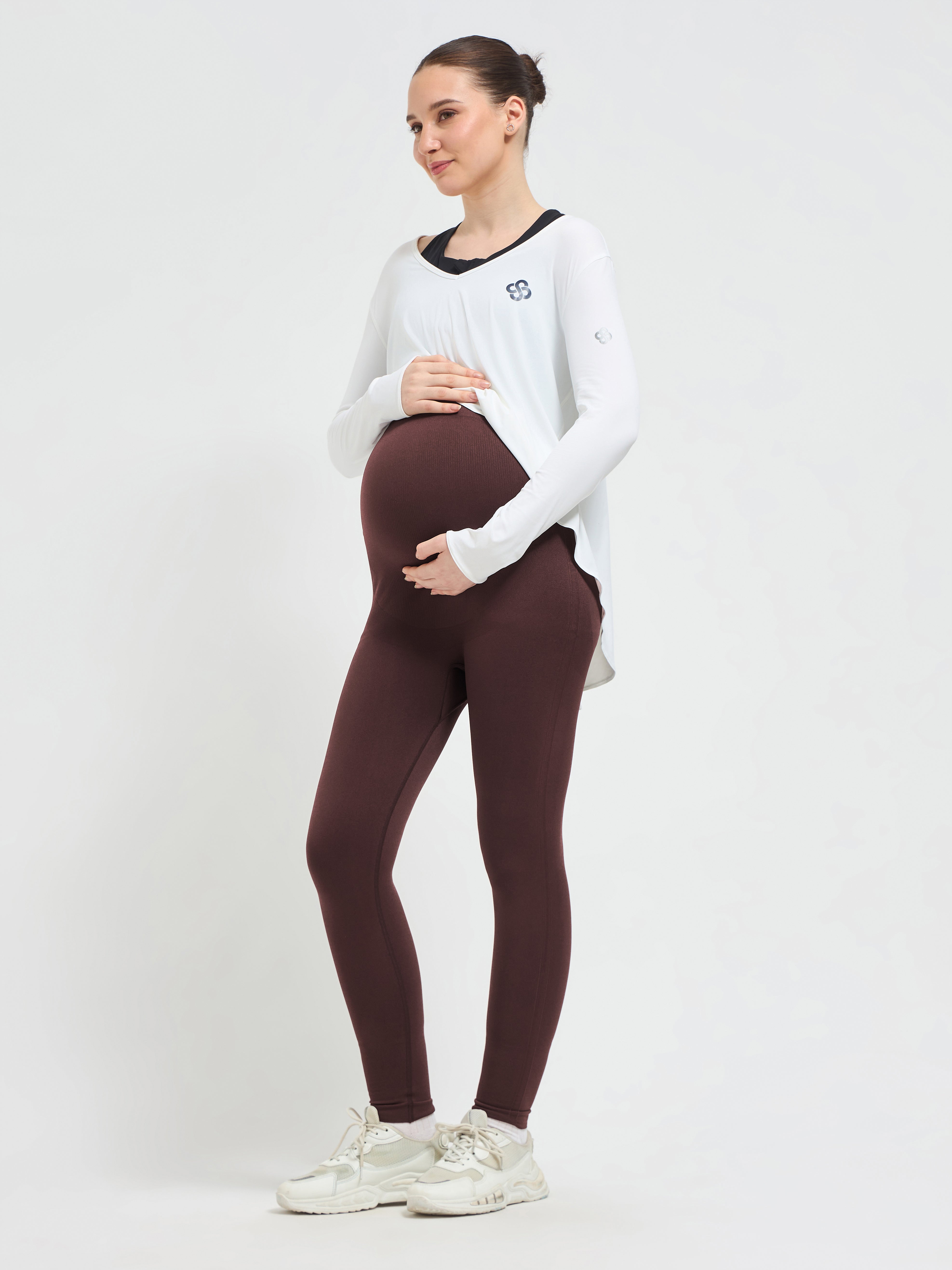 Seamless Over-Bump Maternity Leggings – Luxury Activewear for Women