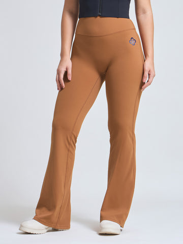 FlareFit High-Waisted Pants – Luxury Yoga Wear for Women