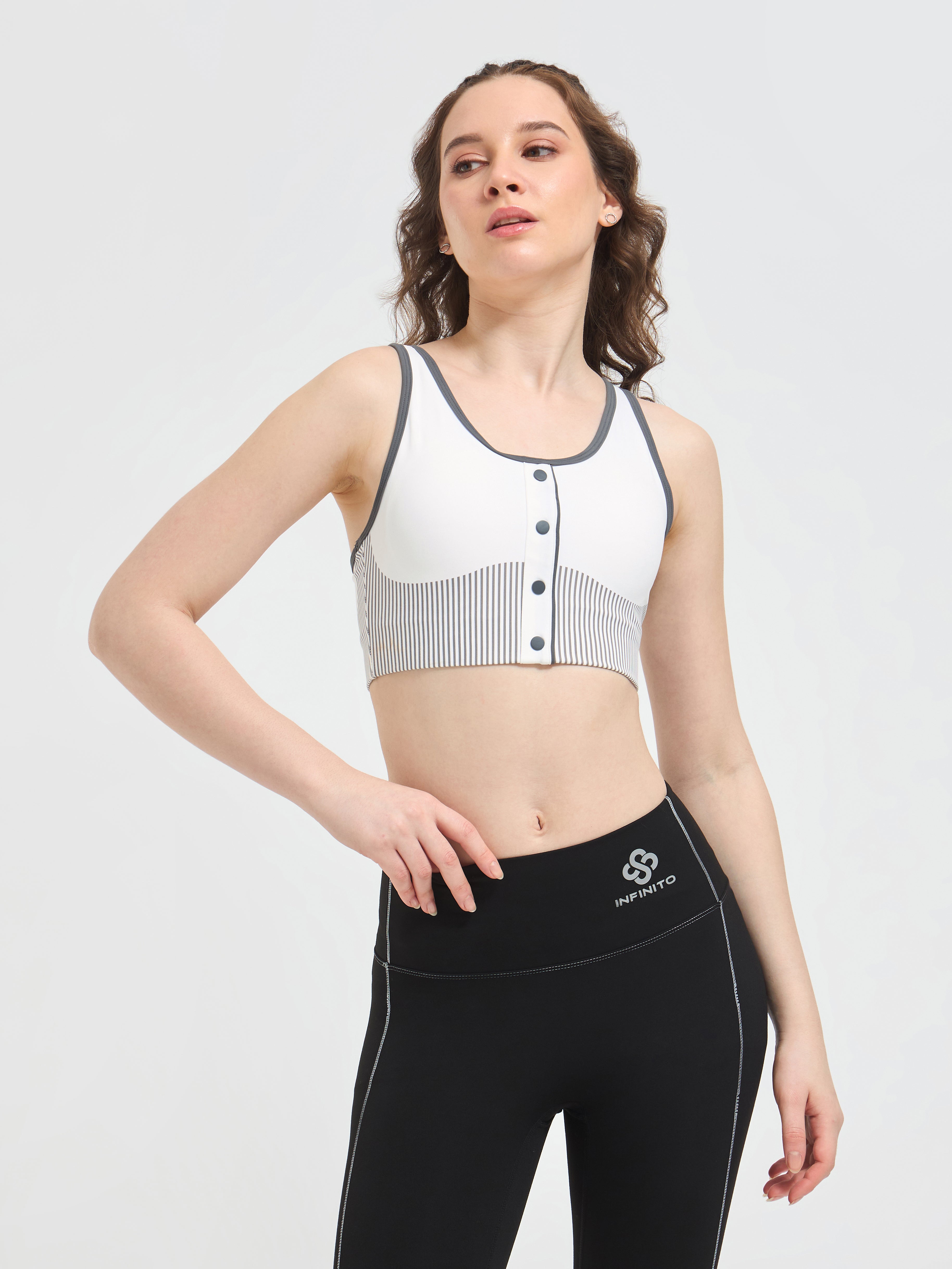 RallyAce Zip Luxury Sports Bra – Premium Women’s Gym Wear
