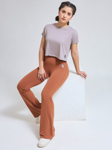 DryZone Oversized Crop Top – Luxury Gym Wear for Women