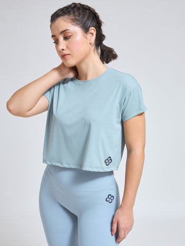 DryZone Oversized Crop Top – Luxury Gym Wear for Women