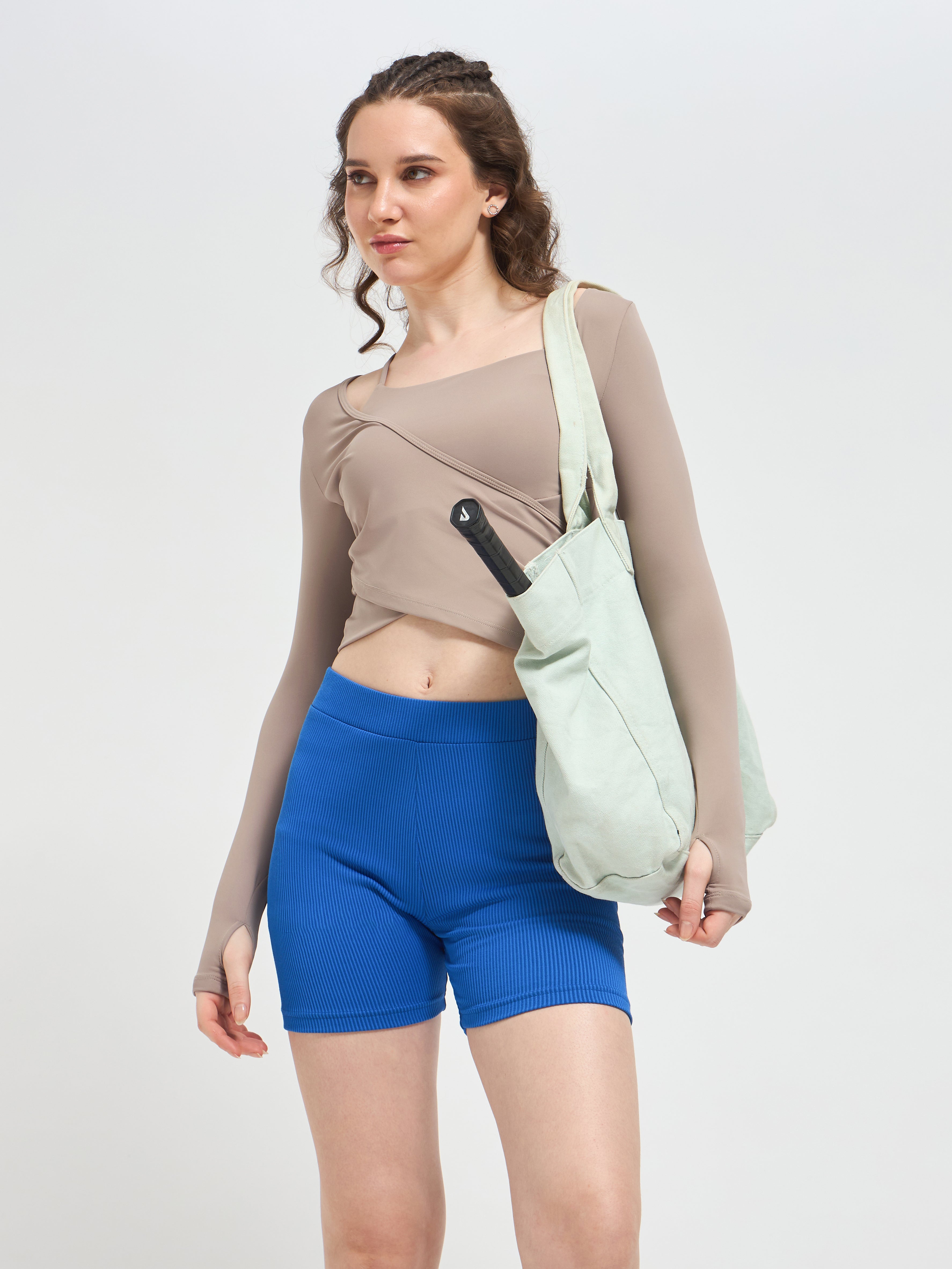 GlideWrap Crop Top – Luxury Gym Wear for Women | Infinito Luxury Activewear