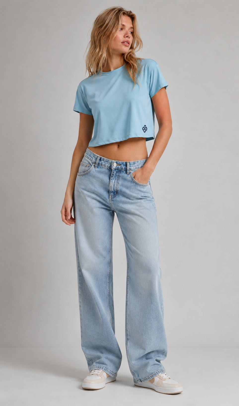 DryZone Oversized Crop Top – Luxury Gym Wear for Women