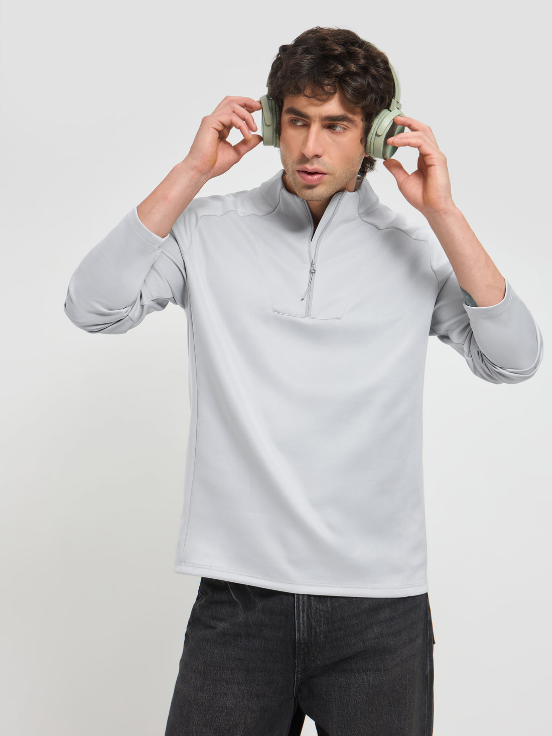 Men’s Raglan Quarter Zip Pullover – Quick-Dry Activewear for Training & Travel