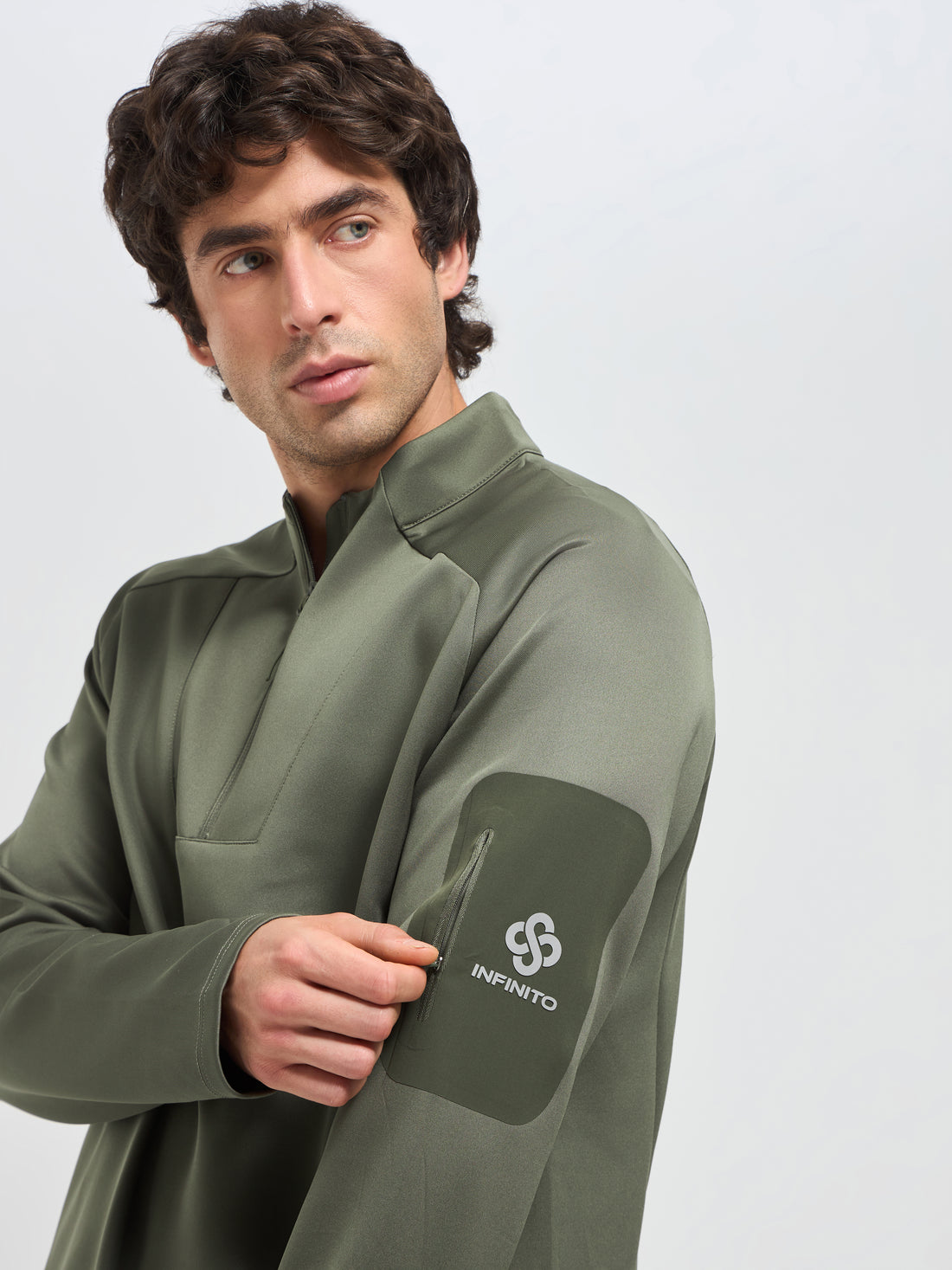 Men’s Raglan Quarter Zip Pullover – Quick-Dry Activewear for Training & Travel