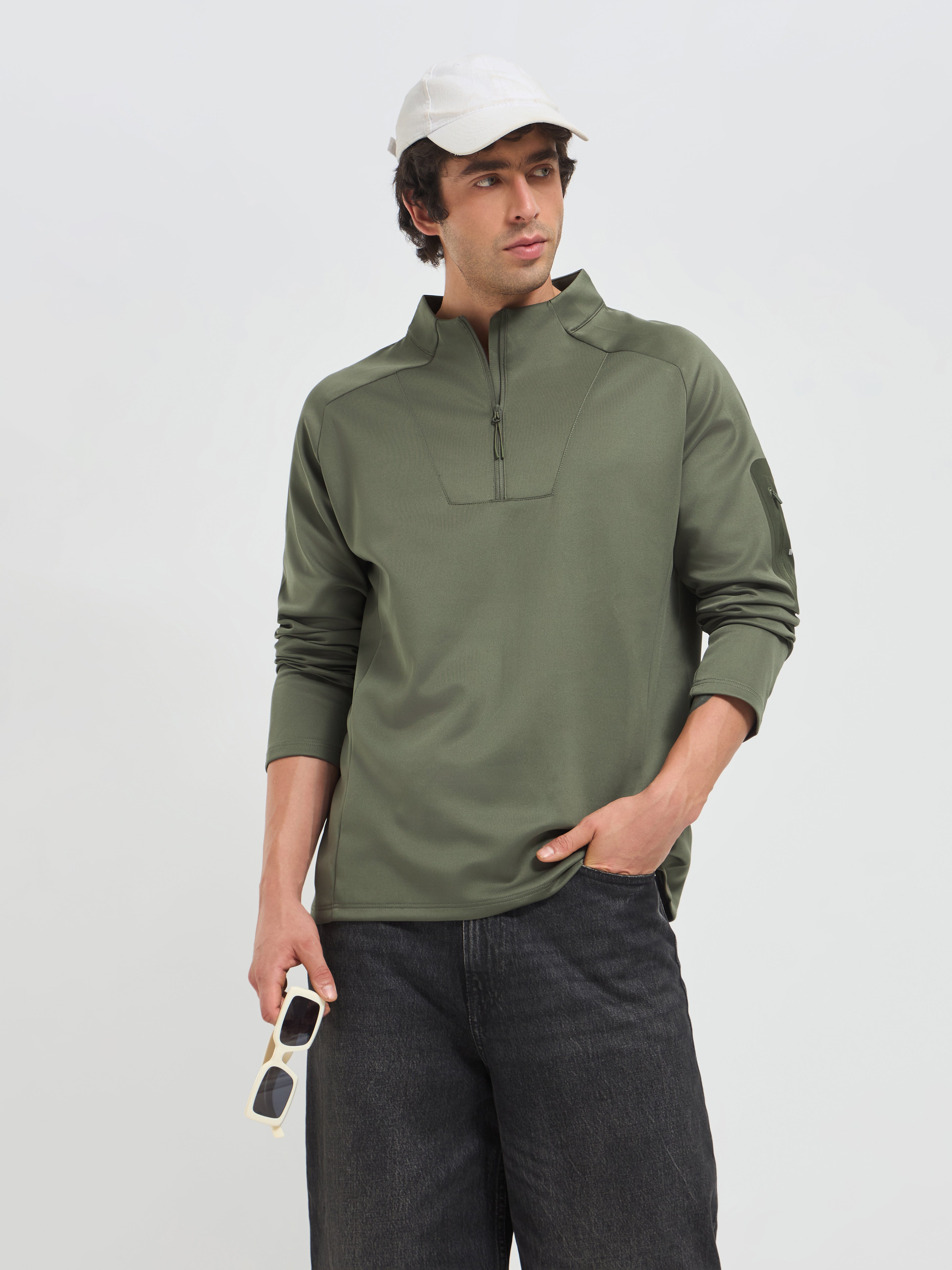 MotionPro Quarter Zip Jacket – Stylish Activewear for Men