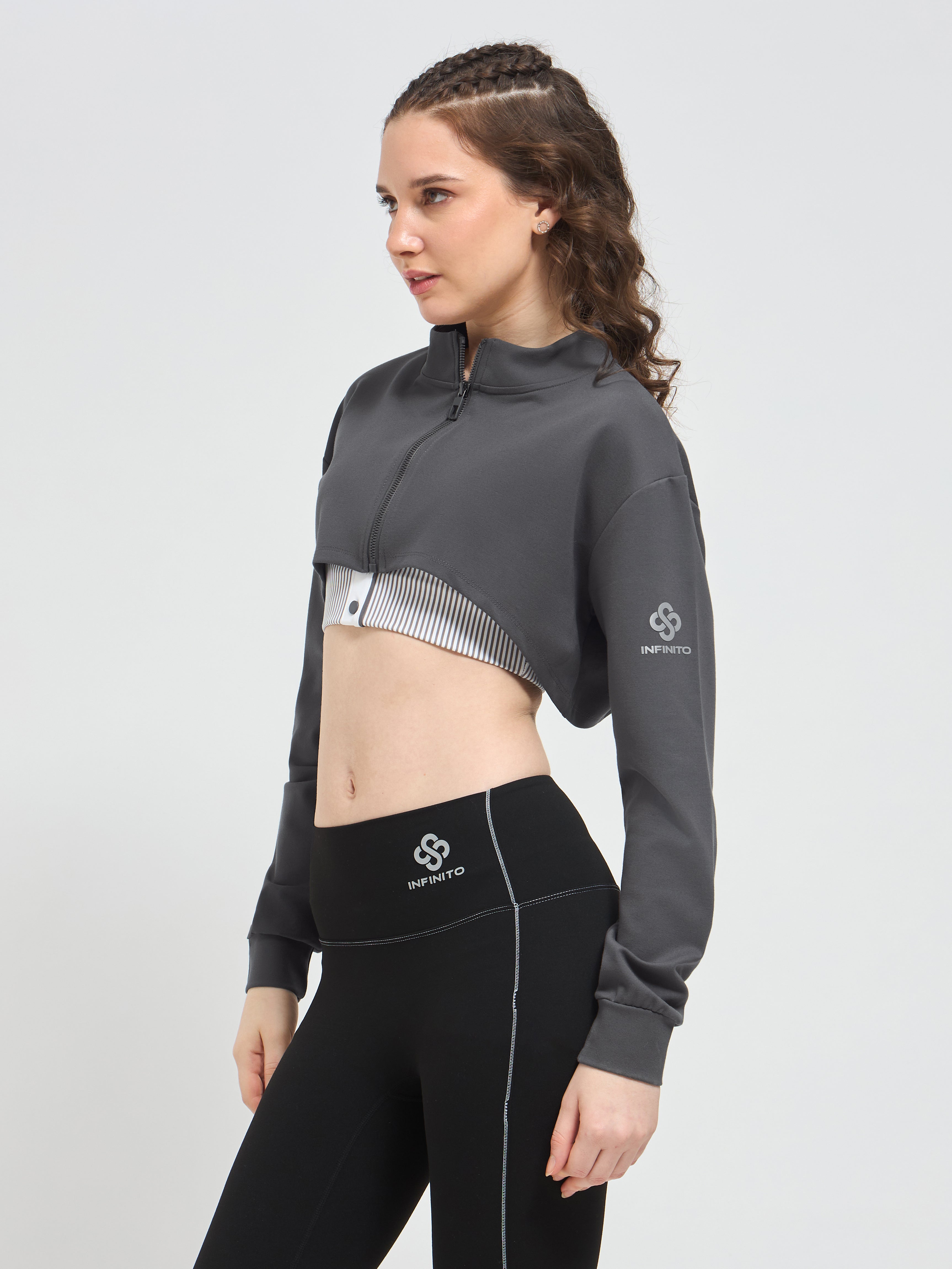 SwiftForm Super Cropped Jacket – High-End Activewear for Women