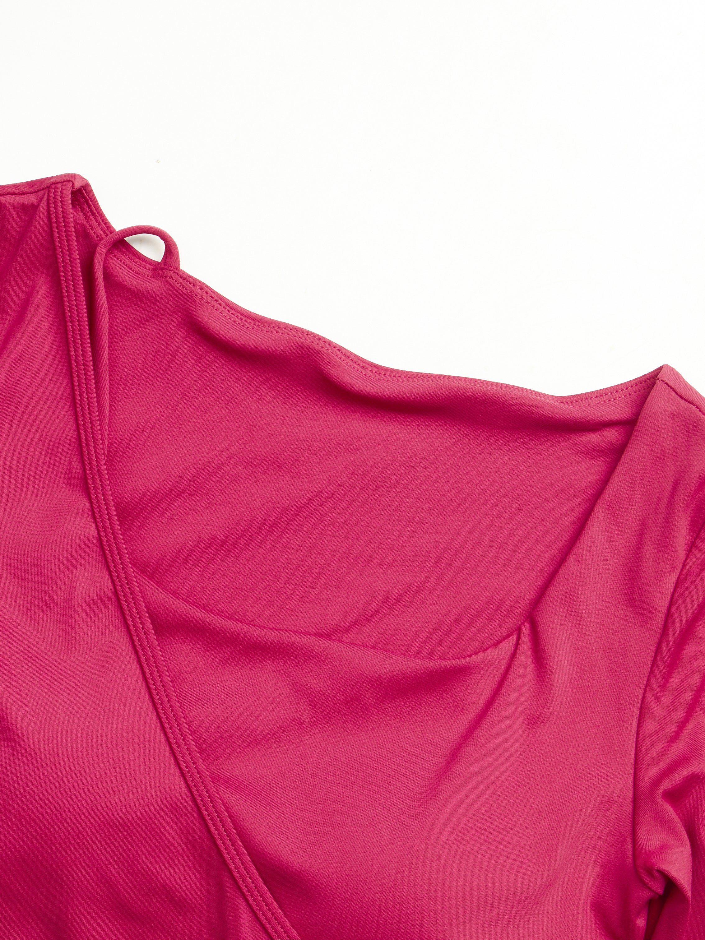 GlideWrap Crop Top – Luxury Gym Wear for Women | Infinito Luxury Activewear