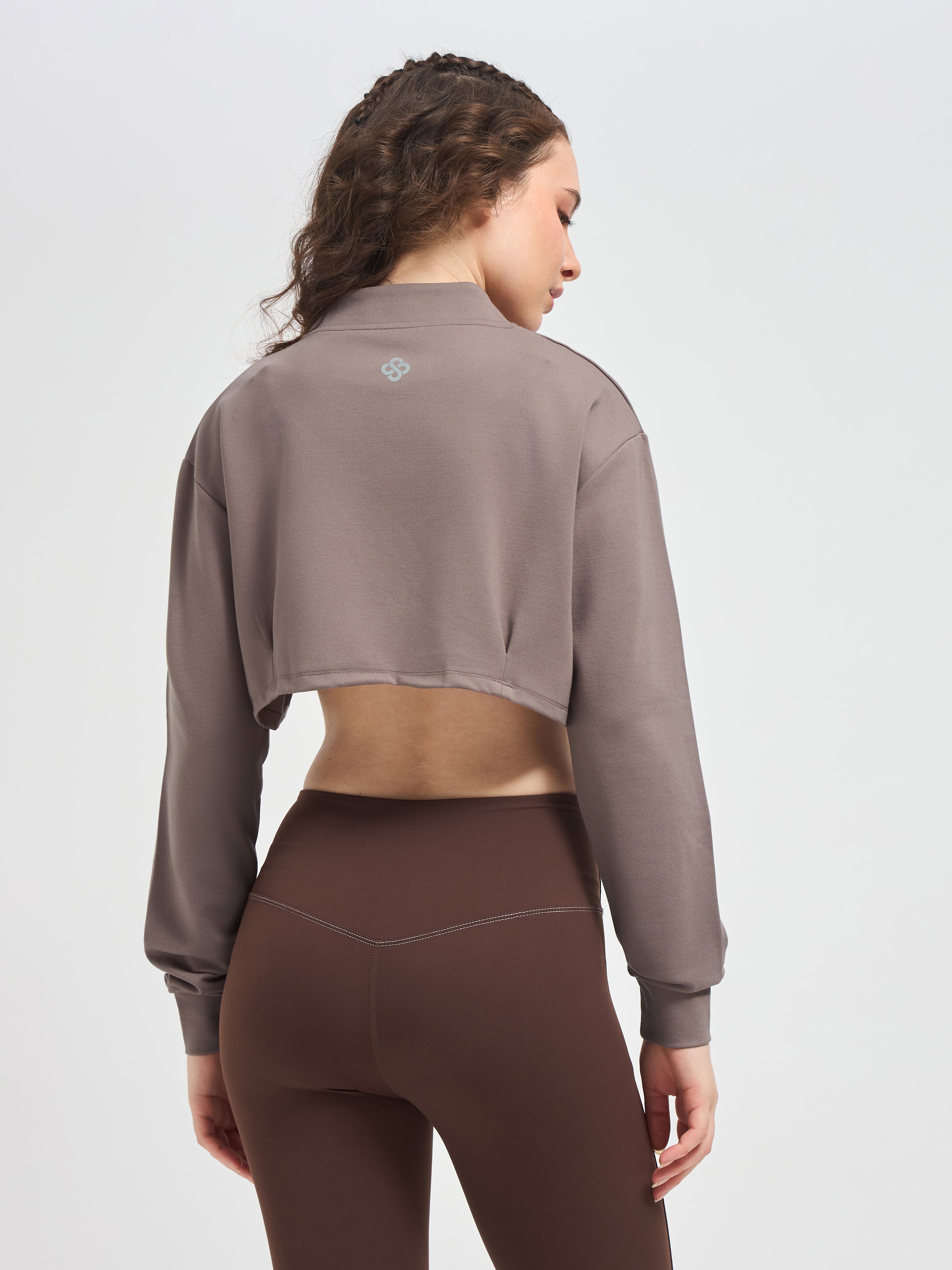 SwiftForm Super Cropped Jacket – High-End Activewear for Women