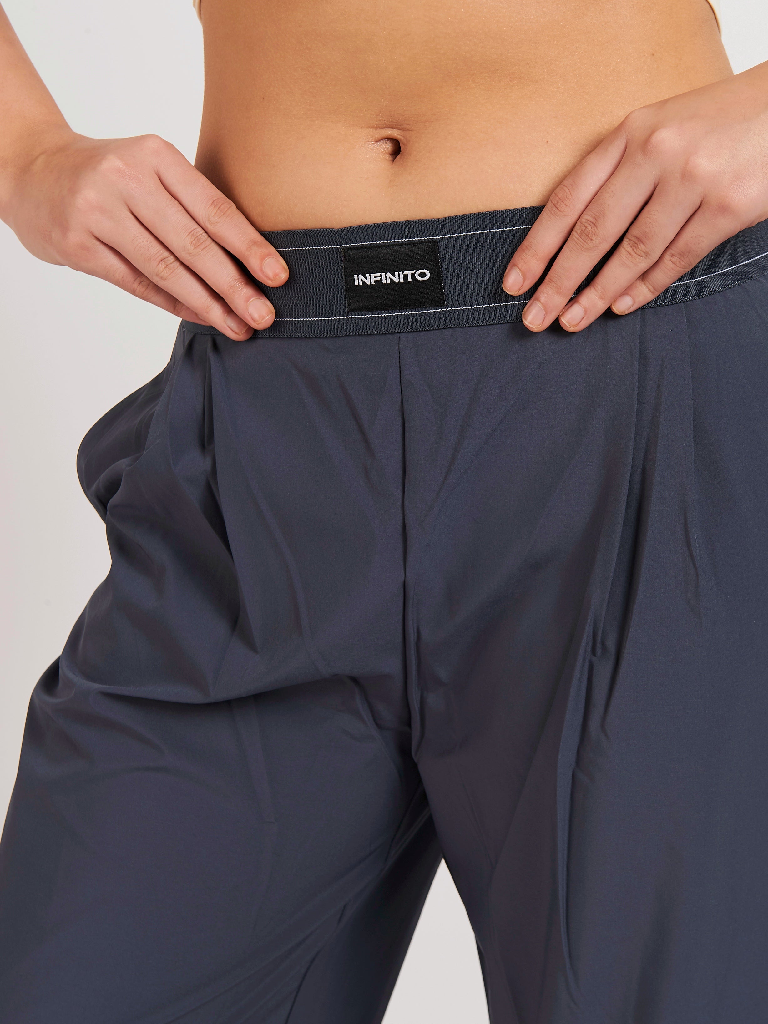 AeroLeg Straight-Leg Training Pants